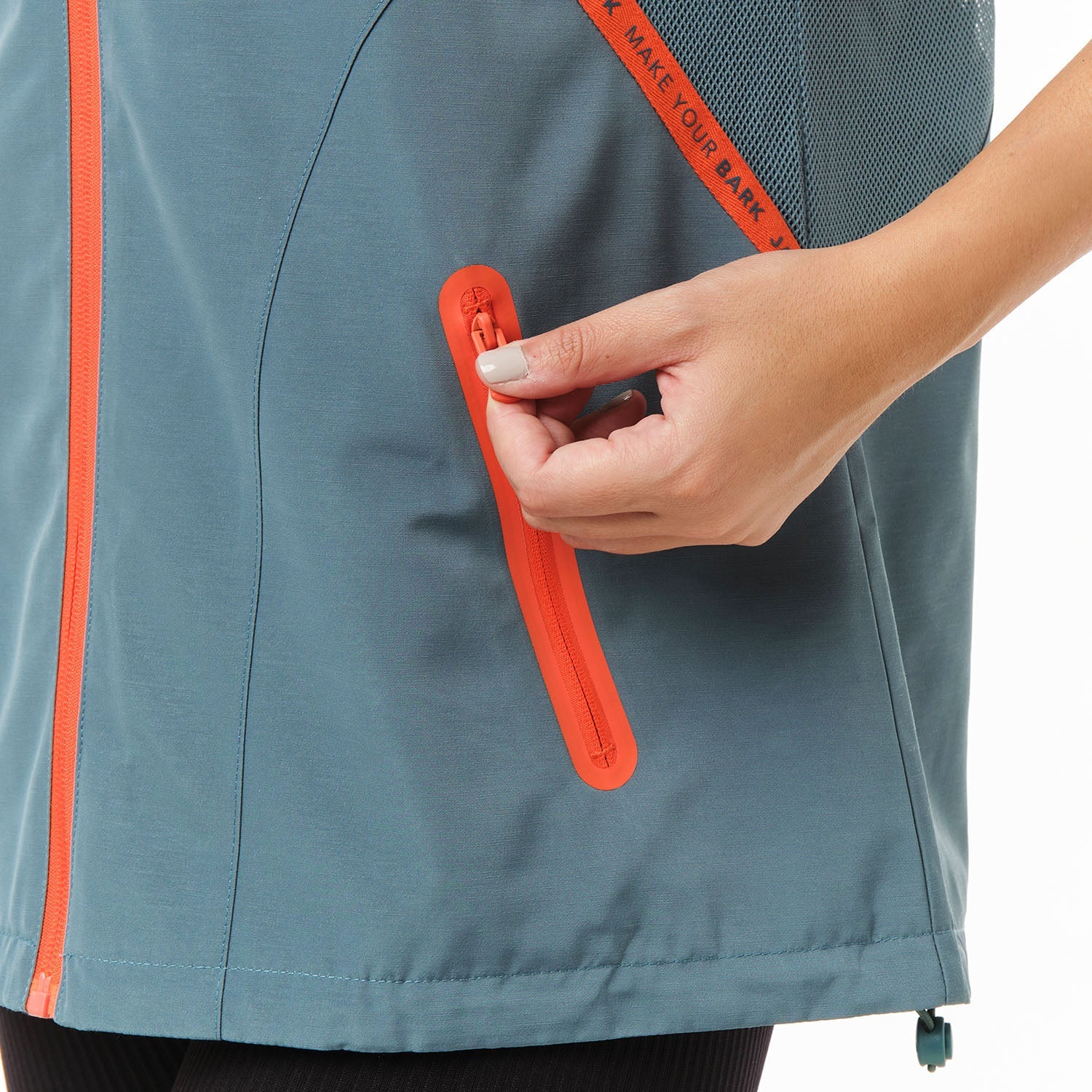 Women's Performance Vest - JAMES BARK